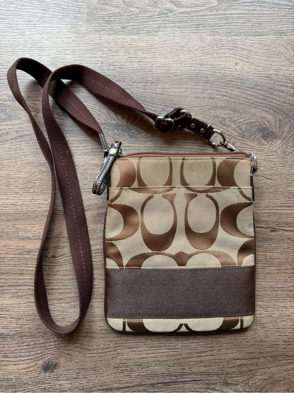 Authentic Coach Tan and Brown Signature Canvas Messenger Crossbody